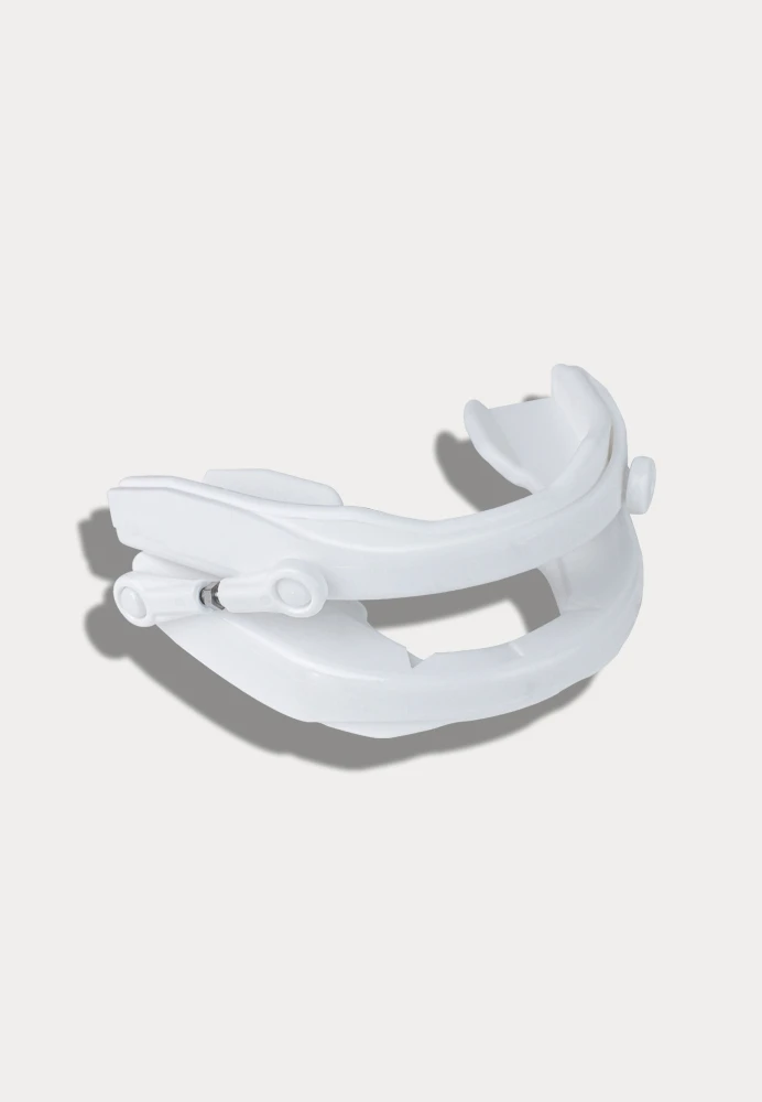Prefabricated mandibular advancement device, opened